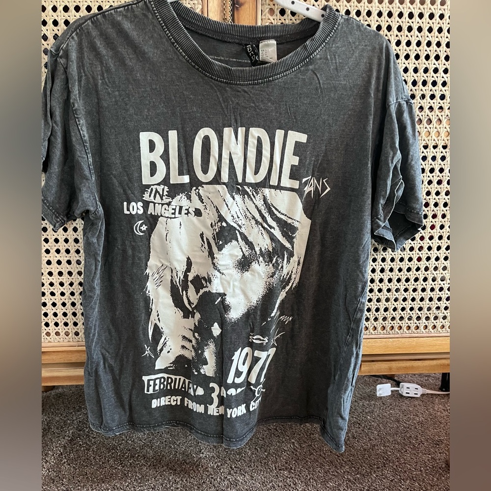 H&M Divided Blondie Shirt